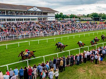 Crowd at Royal Windsor Racecourse.
