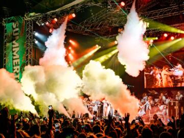 Saturday 13th August Summertime LIVE at Windsor Racecourse